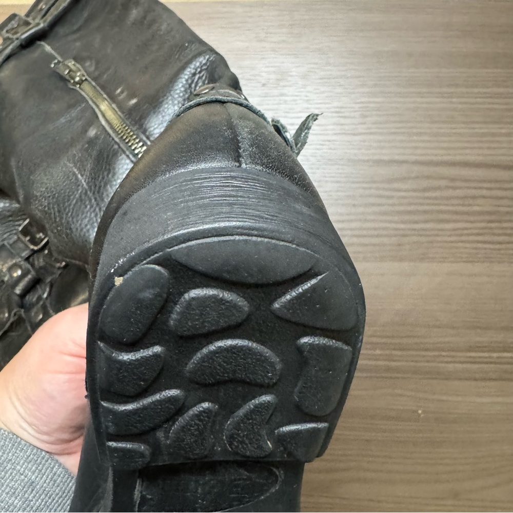 Born Black Knee High Soft Leather Boots - Picture 7 of 9